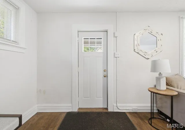 Photo 3 of Single family home for sale at 4117 Ravenwood Ave, Saint Louis, MO 63121 | MLS# MIS26039116 | Listing updated on 2026-06-19