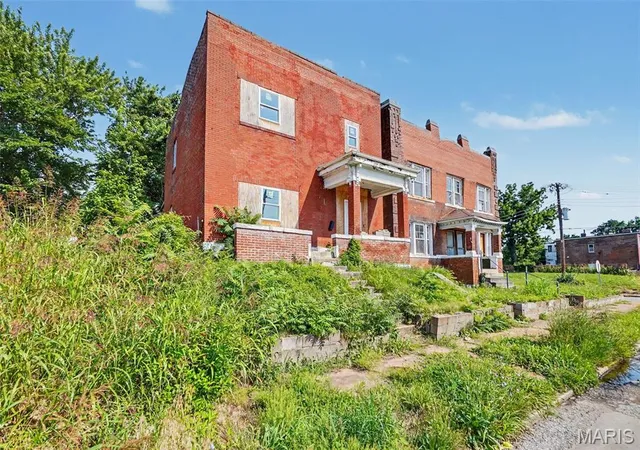 Photo 3 of Single family home for sale at 3067 Marcus Ave, Saint Louis, MO 63115 | MLS# MIS26039121 | Listing updated on 2026-06-30
