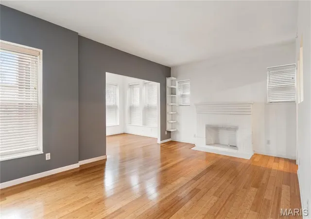 Photo 2 of Condo for sale at 5567 Pershing Ave #2W, St Louis, MO 63112 | MLS# MIS26039126 | Listing updated on 2026-08-29