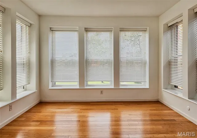 Photo 4 of Condo for sale at 5567 Pershing Ave #2W, St Louis, MO 63112 | MLS# MIS26039126 | Listing updated on 2026-08-29