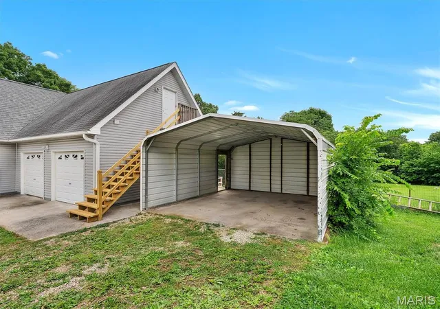 4th image of 768 Meadow Acres Ln, Union, MO 63084 | MLS# MIS26039144