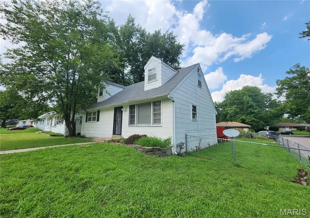 Photo 1 of Single family home for sale at 1201 Walker Ave, Saint Louis, MO 63138 | MLS# MIS26039158 | Listing updated on 2026-10-02