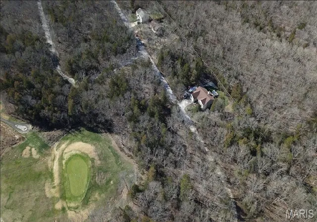 3rd image of 9449 Bent Tree Dr, Hillsboro, MO 63050 | MLS# MIS26039171