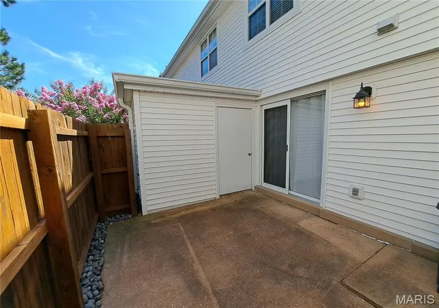 image of 1630 E Swan Cir, Saint Louis, MO 63144 | MLS# MIS26039176
