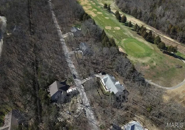 4th image of 9539 Bent Tree Dr, Hillsboro, MO 63050 | MLS# MIS26039196