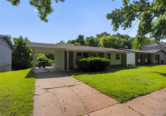 1st image of 11926 Rio Grande Dr, St Louis, MO 63138 | MLS# MIS26039210