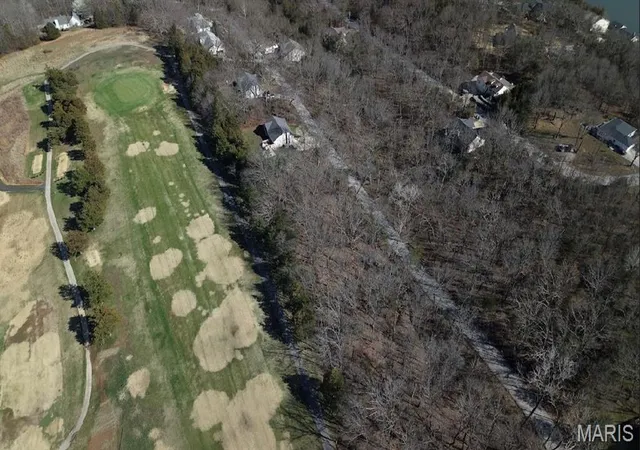 4th image of 9569 Bent Tree Dr, Hillsboro, MO 63050 | MLS# MIS26039219