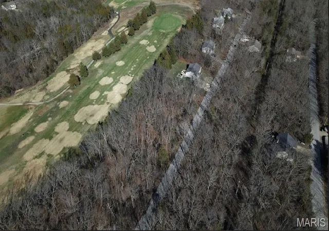 4th image of 9577 Bent Tree Dr, Hillsboro, MO 63050 | MLS# MIS26039225