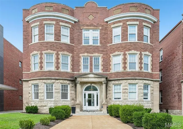 Photo 1 of Condo for sale at 4319 Lindell Blvd #H, Saint Louis, MO 63108 | MLS# MIS26039255 | Listing updated on 2026-09-07