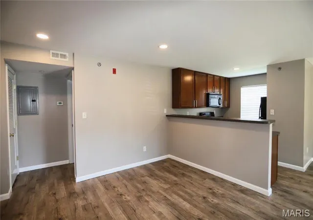 4th image of 15103 Spring Creek Ln, O Fallon, MO 63368 | MLS# MIS26039257