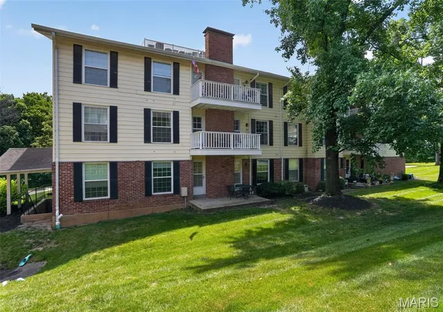26th image of 1525 Hampton Hall Dr #12, Chesterfield, MO 63017 | MLS# MIS26039283