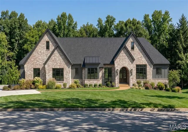 2nd image of 1 Tbb Sedona @ Manor Hill, Town And Country, MO 63131 | MLS# MIS26039290
