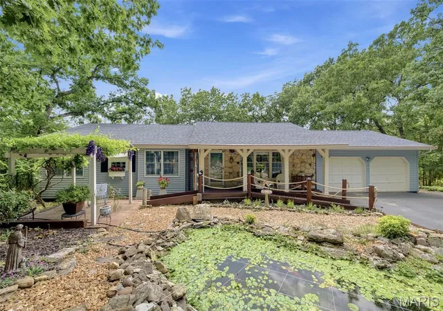 Photo 1 of Sale Pending at 21 Trails End, Eureka, MO 63025 | MLS# MIS26039296 | Listing updated on 2026-09-02