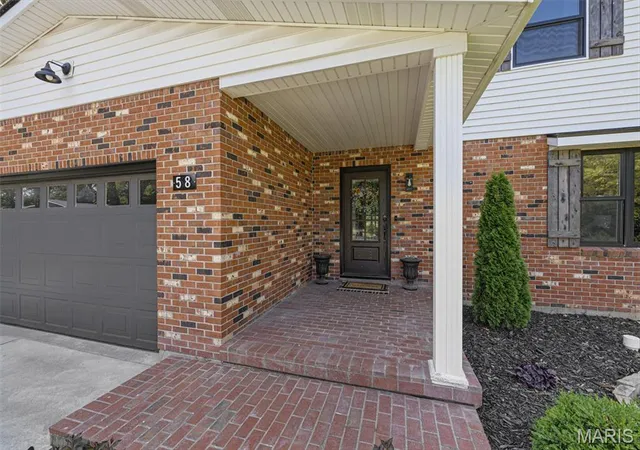 Homes for sale in Sainte Genevieve, MO | 58 Oakwood Dr, Sainte Genevieve, MO 63670 | MLS# MIS26039303
