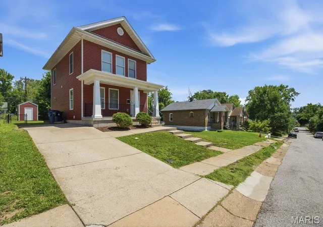 34th image of 4012 Beachwood Ave, Saint Louis, MO 63121 | MLS# MIS26039313