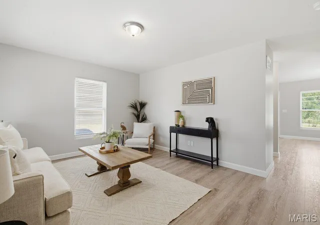 Photo 3 of Single family home for sale at 4014 Beachwood Ave, Saint Louis, MO 63121 | MLS# MIS26039314 | Listing updated on 2026-06-20