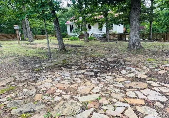 4th image of 216 W Hickory Ridge Rd, Steelville, MO 65565 | MLS# MIS26039319