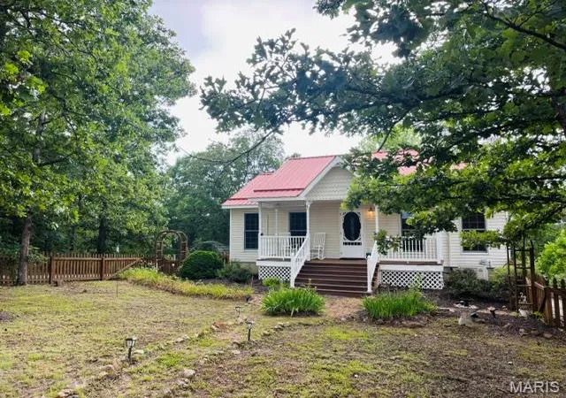 5th image of 216 W Hickory Ridge Rd, Steelville, MO 65565 | MLS# MIS26039319