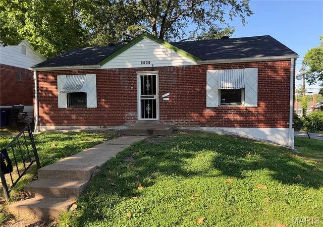 Photo 1 of Single family home for sale at 6036 Margaretta Ave, Saint Louis, MO 63120 | MLS# MIS26039322 | Listing updated on 2026-06-23