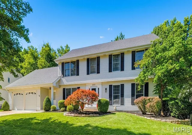 2nd image of 2055 Meadowbrook Way Dr, Chesterfield, MO 63017 | MLS# MIS26039352