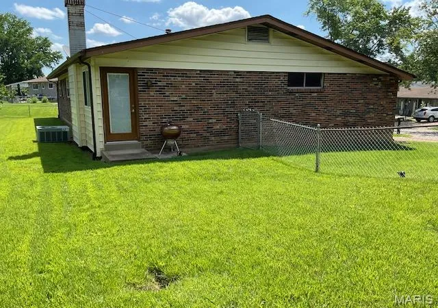 Homes for sale in Unincorporated, MO | 9755 Brittleigh Ter, Unincorporated, MO 63123 | MLS# MIS26039378