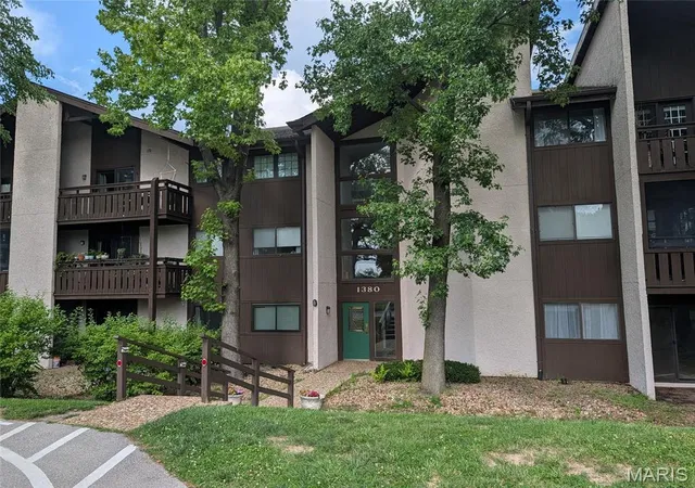 1st image of 1380 Heritage Lndg #106, Saint Charles, MO 63303 | MLS# MIS26039383
