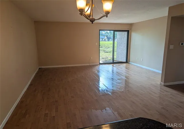 5th image of 1380 Heritage Lndg #106, Saint Charles, MO 63303 | MLS# MIS26039383