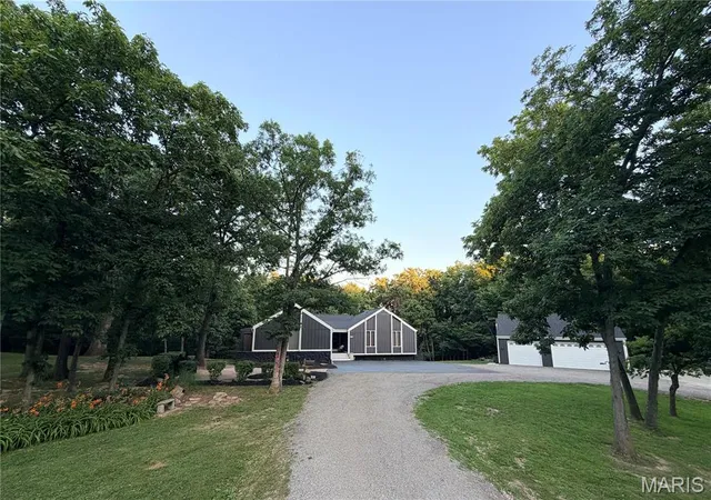 Homes for sale in Bowling Green, MO | 14987 Hwy Uu, Bowling Green, MO 63334 | MLS# MIS26039384