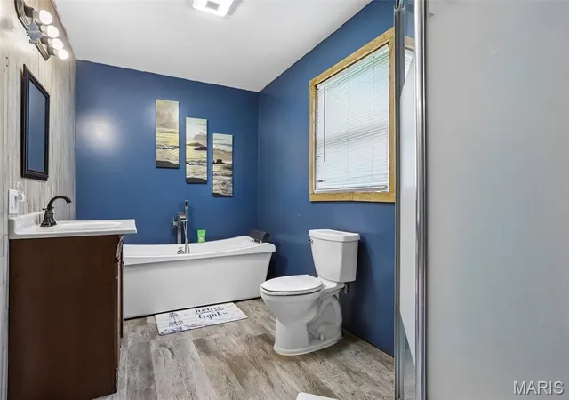 Photo 3 of Single family home for sale at 706 N Locust St, Litchfield, IL 62056 | MLS# MIS26039411 | Listing updated on 2026-08-26