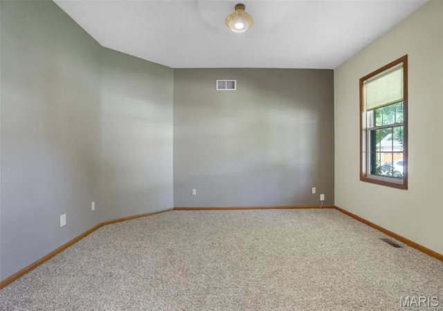 Homes for sale in Glen Carbon, IL | 222 Sturbridge Blvd, Glen Carbon, IL 62034 | MLS# MIS26039438