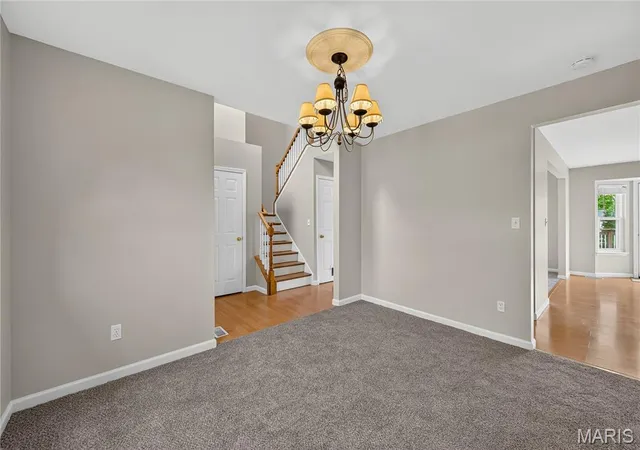 Photo 4 of Sale Pending at 14 Spring Time Ct, Saint Charles, MO 63303 | MLS# MIS26039441 | Listing updated on 2026-09-03