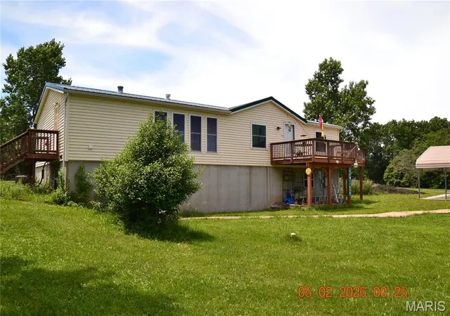 Homes for sale in De Soto, MO | 4350 Silver Springs Road, De Soto, MO 63628 | MLS# MIS26039446