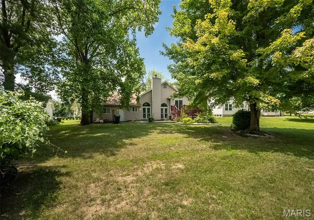 62nd image of 16740 N Fork Ridge Dr, Florissant, MO 63034 | MLS# MIS26039453