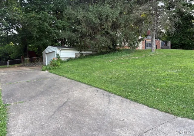 Photo 3 of Land for sale at 1214 Thatcher Ave, Saint Louis, MO 63135 | MLS# MIS26039459 | Listing updated on 2026-06-22