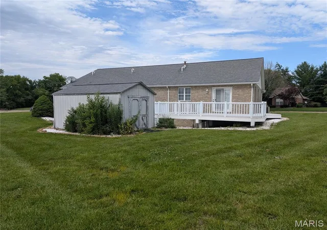 Homes for sale in Waterloo, IL | 521 Grand Ave, Waterloo, IL 62298 | MLS# MIS26039466