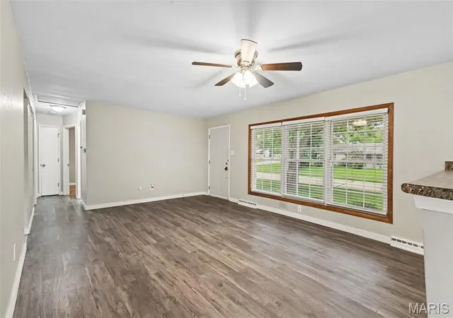 Homes for sale in Hazelwood, MO | 6706 Vineland Dr, Hazelwood, MO 63042 | MLS# MIS26039478