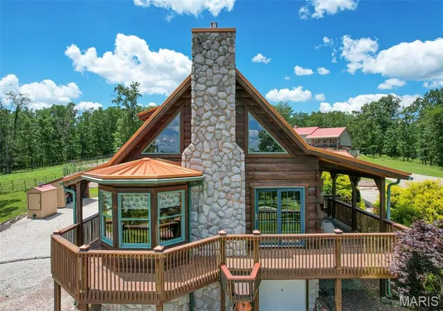 Photo 3 of Single family home for sale at 10450 Ok Rd, Bonne Terre, MO 63628 | MLS# MIS26039516 | Listing updated on 2026-10-05