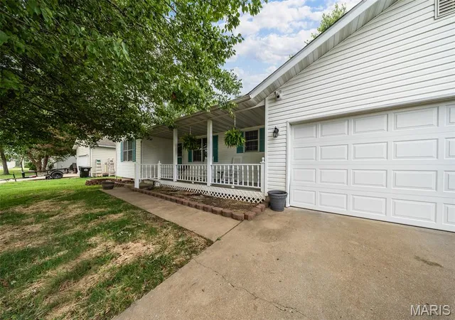 1st image of 635 Saint David St, Saint James, MO 65559 | MLS# MIS26039517