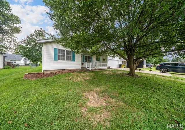 29th image of 635 Saint David St, Saint James, MO 65559 | MLS# MIS26039517