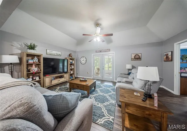 4th image of 635 Saint David St, Saint James, MO 65559 | MLS# MIS26039517