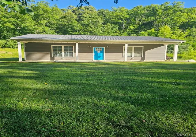 1st image of 1329 Poor Farm Hollow Rd, Hardin, IL 62047 | MLS# MIS26039529