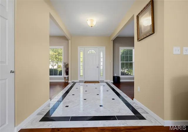 Photo 2 of Sale Pending at 314 Calliope Pl, Chesterfield, MO 63017 | MLS# MIS26039593 | Listing updated on 2026-08-08