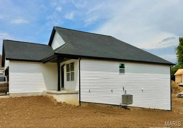 Homes for sale in Jonesburg, MO | 206 Arlington St, Jonesburg, MO 63351 | MLS# MIS26039597