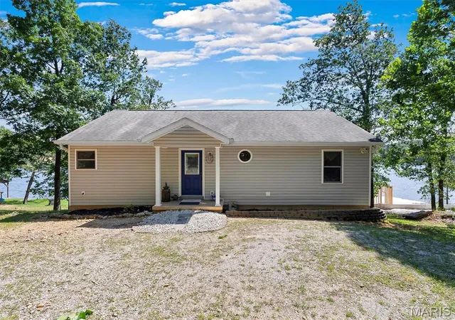 Homes for sale in Perryville, MO | 7024 Lake Point Dr, Perryville, MO 63775 | MLS# MIS26039599