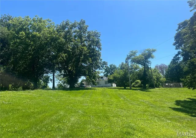 30th image of 15000 Sinks Rd, Florissant, MO 63034 | MLS# MIS26039608