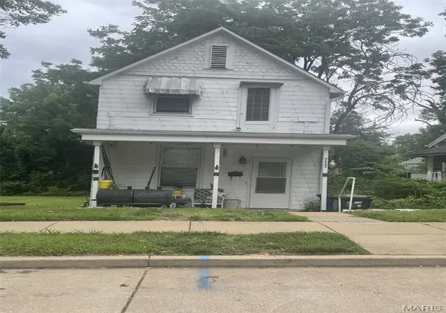 Homes for sale in Richmond Heights, MO | 7443 Hoover Ave, Richmond Heights, MO 63117 | MLS# MIS26039616