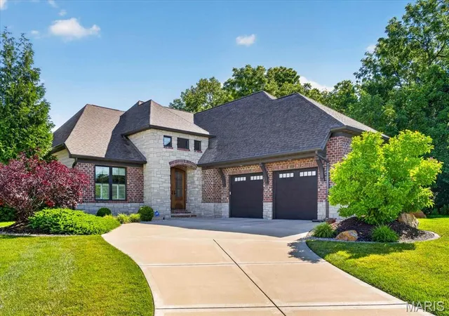Homes for sale in Maryville, IL | 6313 E Park Row, Maryville, IL 62062 | MLS# MIS26039617
