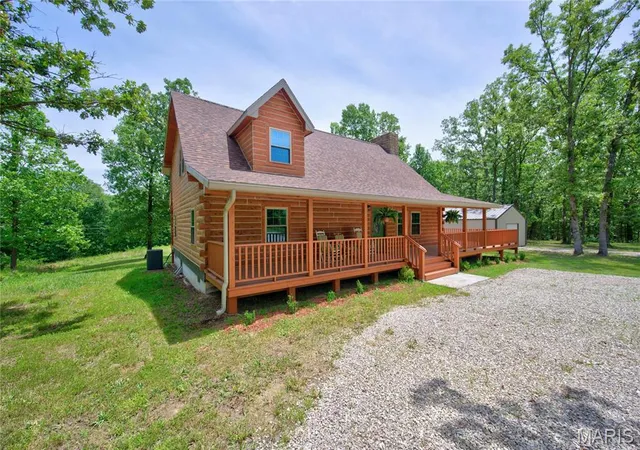 4th image of 23700 Snowberry Dr, Lebanon, MO 65536 | MLS# MIS26039622