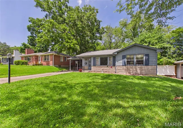 Homes for sale in Cape Girardeau, MO | 1616 Scott St, Cape Girardeau, MO 63701 | MLS# MIS26039635