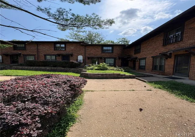 22nd image of 1278 North And South Rd, Saint Louis, MO 63130 | MLS# MIS26039656
